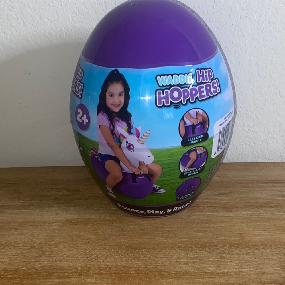 NEW Purple Girl Unicorn Waddler Hip Hopper Bouncer 2+ years Toy